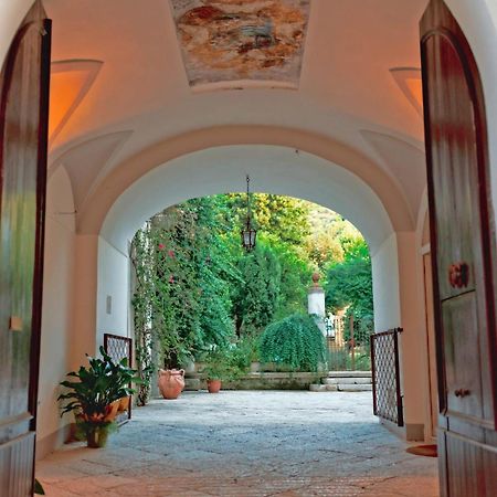 Palazzo Murat Luxury Rooms Arienzo Экстерьер фото