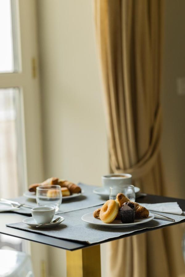 Palazzo Murat Luxury Rooms Arienzo Экстерьер фото